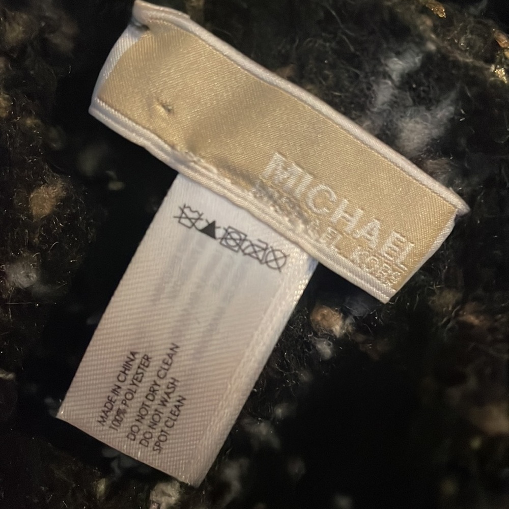 NWOT Michael Kors Bouclé Plaid Scarf - Picture 5 of 5